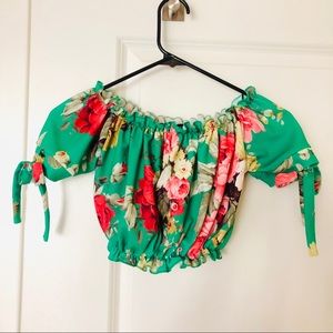 Floral Off the Shoulder Crop Top 🌴 Summer Resort Fashion Puff Sleeve Sweetheart